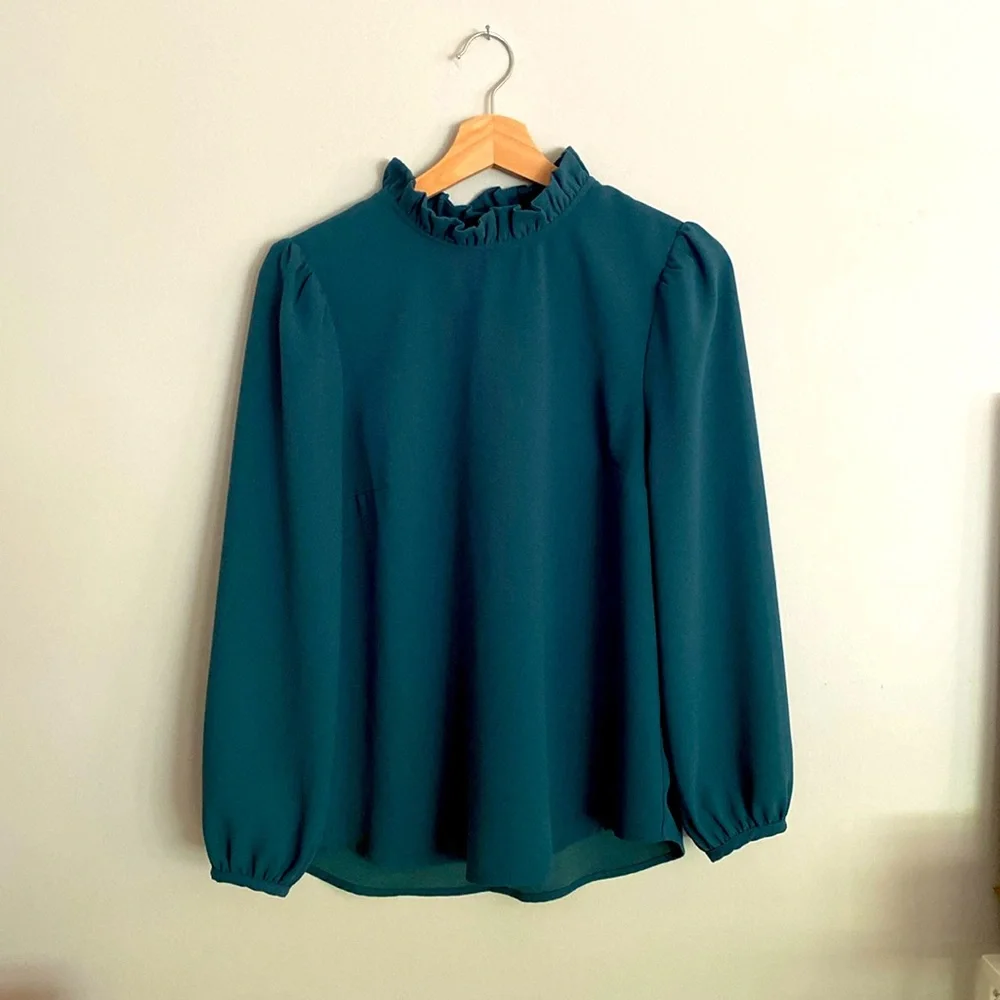 Long-sleeve ruffleneck top in 365 crepe